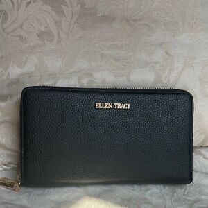 1249. Ellen Tracy Textured Black Zip Wallet